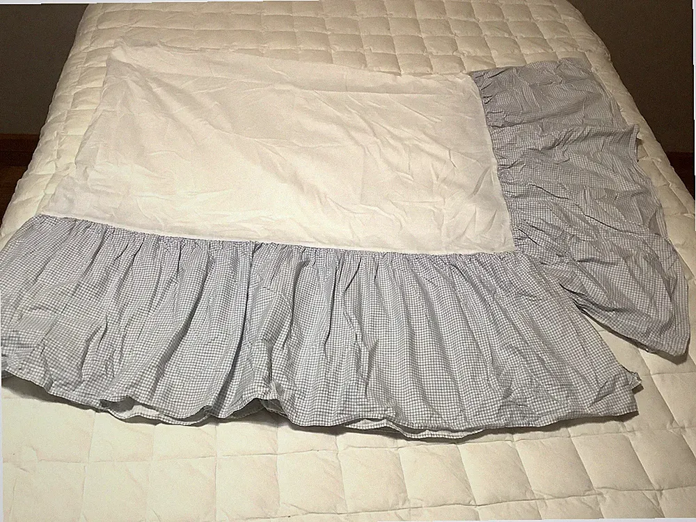 Eddie Bauer Blue White Striped Plaid Full Double Bed Skirt