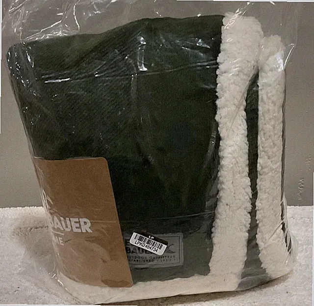 Eddie Bauer plush flannel sherpa throw blanket green/Black Plaid 50x60in
